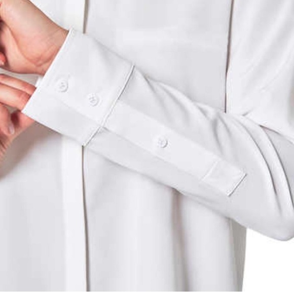 L/XL: Modern Ambition Travel Shirt - Picture 6 of 11